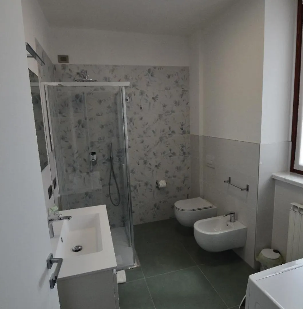 Casa Gabry Bouganville Toscolano Maderno